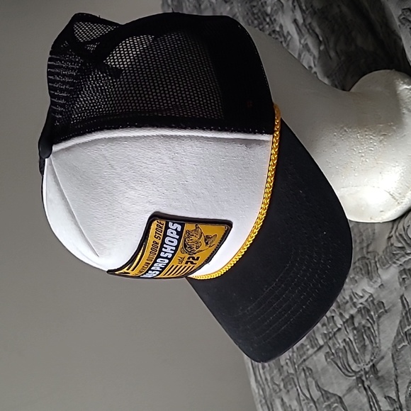 Bass pro snapback - Picture 3 of 4